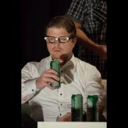 Naše divadlo Praha: Opačné pohlaví (PDF 2016) - foto Josef Mucha